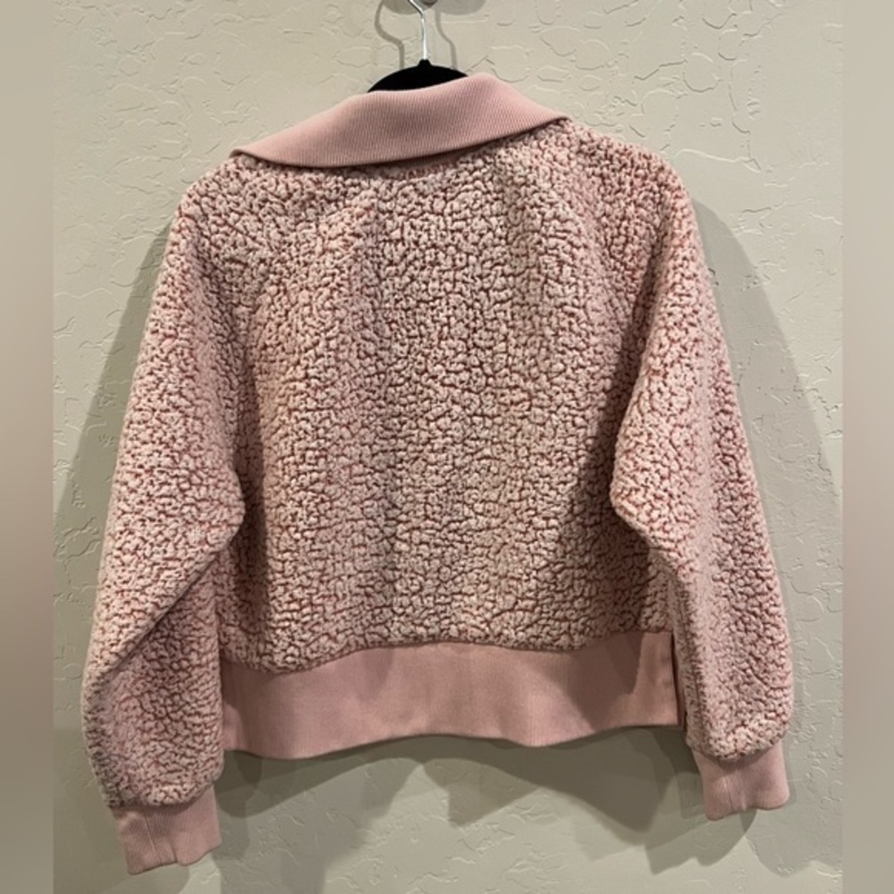 Victoria's Secret PINK pullover - Picture 2 of 3